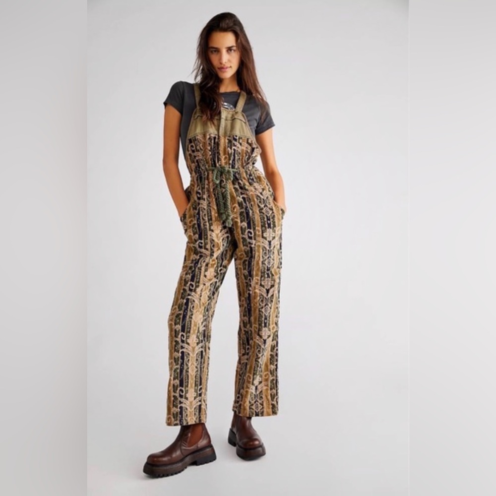 NWOT Free People Hold On Printed Cord Overalls Size Small $248